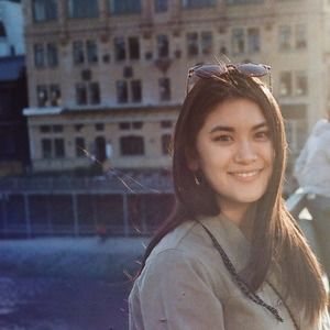 Meet your Posher, Emily